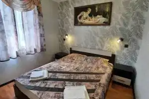 Комната, Лоо