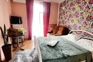 Комната, Небуг
