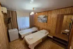 Комната, Вардане