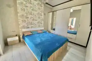 Двухкомнатная квартира, Эсто-Садок
