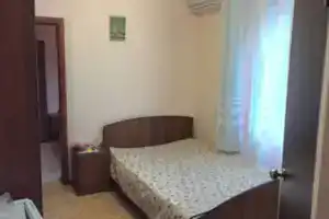 Комната, Вишневка