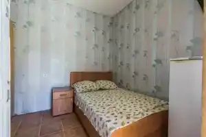 Однокомнатная квартира, Лоо