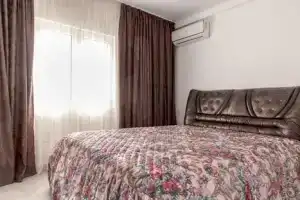 Комната, Судак