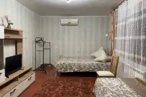 Трехкомнатная квартира, Ейск