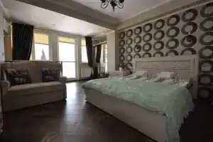 Двухкомнатная квартира, Ялта