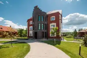 Четырехэтажный коттедж, Троицк