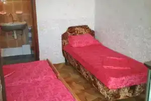 Комната, Лоо