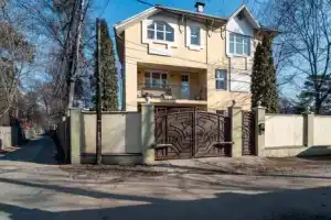 9-комнатная квартира, Москва