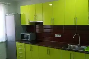 Двухэтажный коттедж, Бердянск
