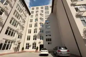 Студия, Ялта