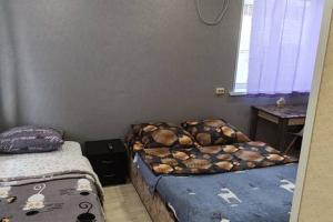 Студия, Артём