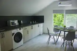 Двухкомнатная квартира, Шепси