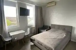 Студия, Адлер
