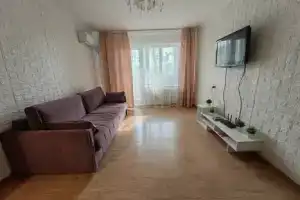 Однокомнатная квартира, Врангель