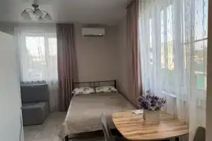 Комната, Адлер