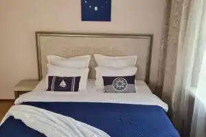 Двухкомнатная квартира, Форос
