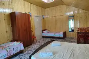 Комната, Грозный
