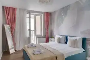 Трехкомнатная квартира, Москва