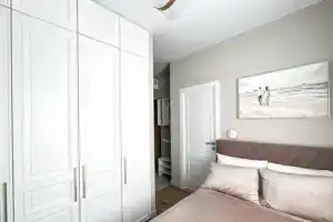 Студия, Высокое