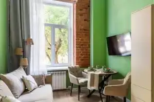 Студия, Москва