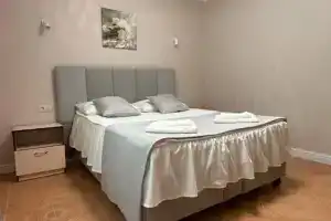Комната, Ялта