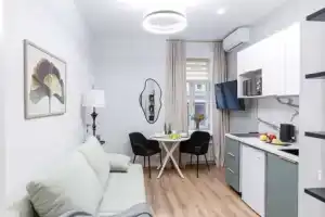 Студия, Москва