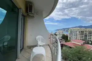 Двухкомнатная квартира, Ялта