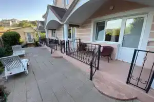Двухэтажный коттедж, Балаклава
