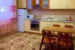 Двухкомнатная квартира, Зеленая Поляна