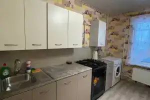 Трехкомнатная квартира, Докшицы