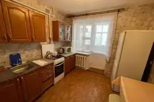 Трехкомнатная квартира, Хойники