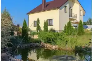 Двухэтажный коттедж, Жировичи