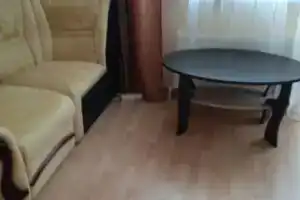 Однокомнатная квартира, Якорная Щель