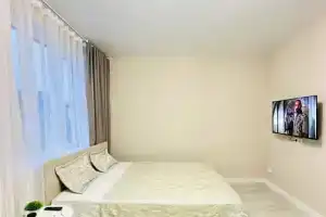 Студия, Яблоновский