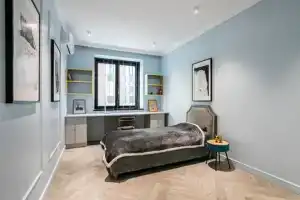 Трехкомнатная квартира, Москва