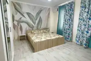 Трехкомнатная квартира, Гудаута