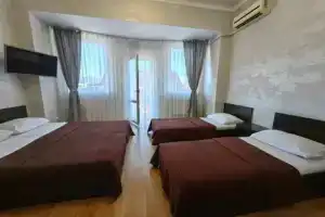 Комната, Адлер