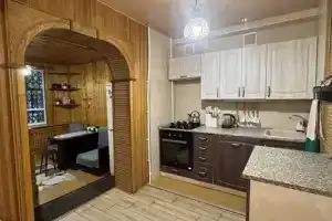 Двухуровневая трехкомнатная квартира, Геленджик