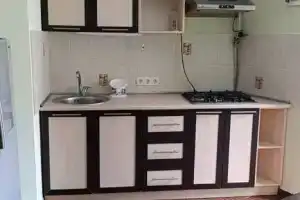 Двухэтажный коттедж, Евпатория