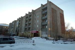 Апартаменты Апартаменты Салют Школьная 4, Орск