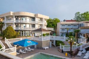 Апарт-отель Sea Family Resort & SPA, Головинка