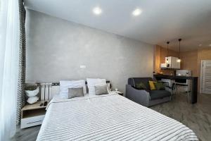 Апартаменты HOME HOTEL, Обь