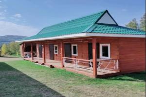 База отдыха «Орёл & Решка», Поселок имени 8 Марта