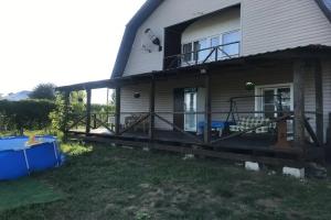 Усадьба «Поляна», Юшта