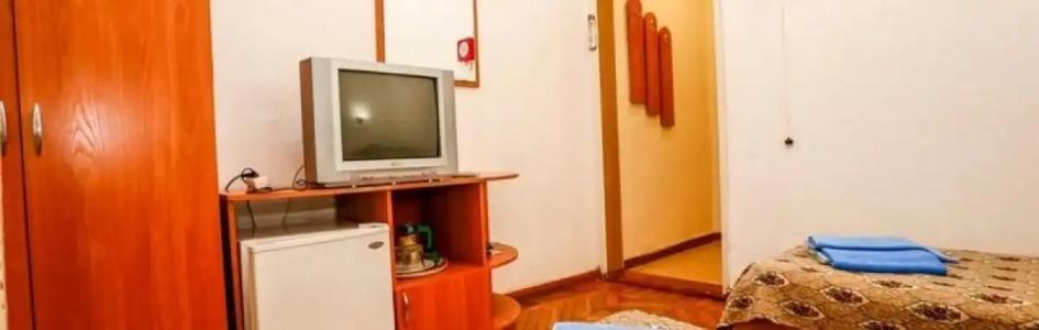 Алуштинский - 104