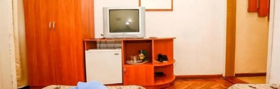 Алуштинский - 105