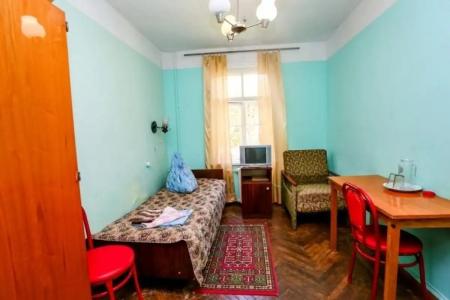 Алуштинский - 37