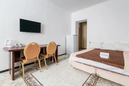 Атмосфера на Толстого - 98