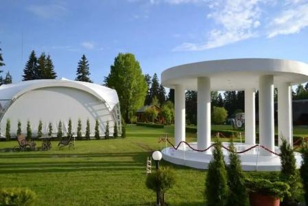 Forest Court - 7