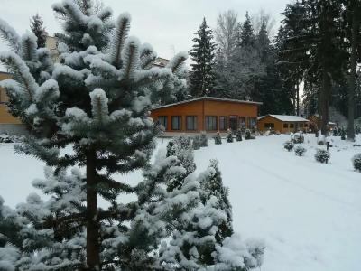 Forest Court - 14